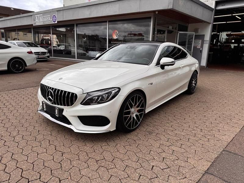 Gebraucht Mercedes C250 AMG 211 PS (155 kW) 2017 Weiß Coupé