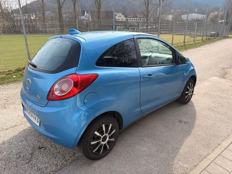 Gebraucht Ford Ka Trend 69 PS (50 kW) 2010 Blau Kleinwagen