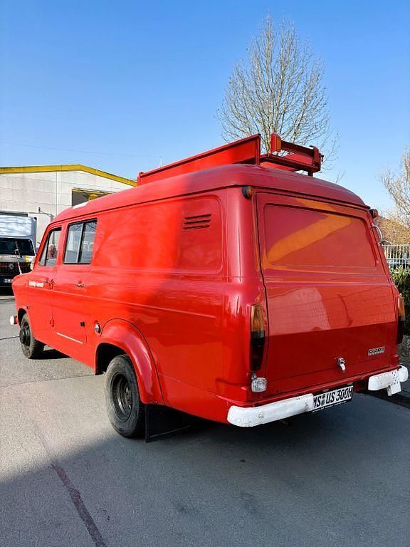 Gebraucht Ford Transit 65 PS (47 kW) 1973 Rot Van / Kleinbus