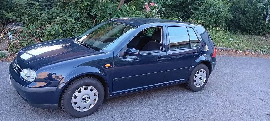 Gebraucht VW Golf III Basis 101 PS (74 kW) 1998 Blau Limousine