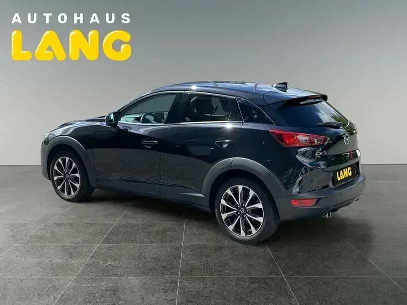 Gebraucht Mazda CX-3 Ad'Vantage 121 PS (88 kW) 2021 Jet black (metallic) SUV