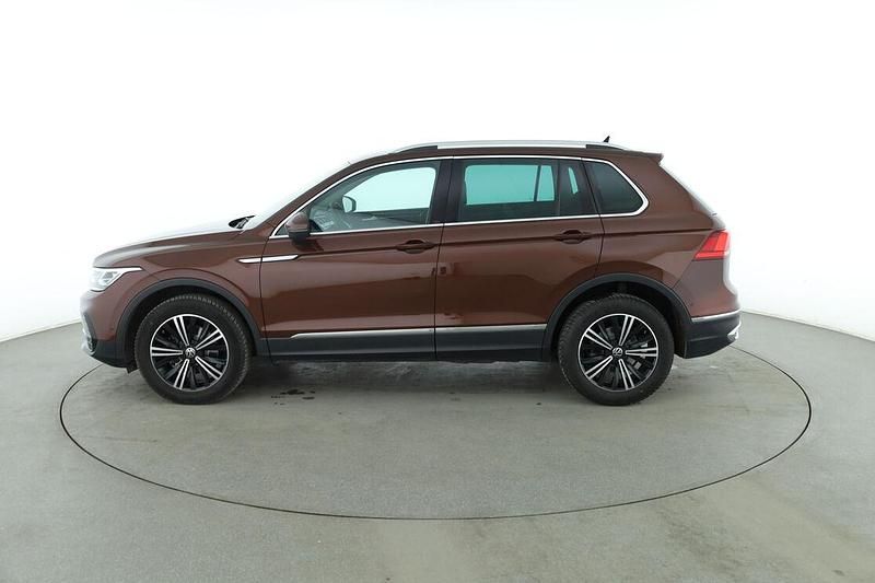 Gebraucht VW Tiguan Elegance 150 PS (110 kW) 2021 Braun SUV