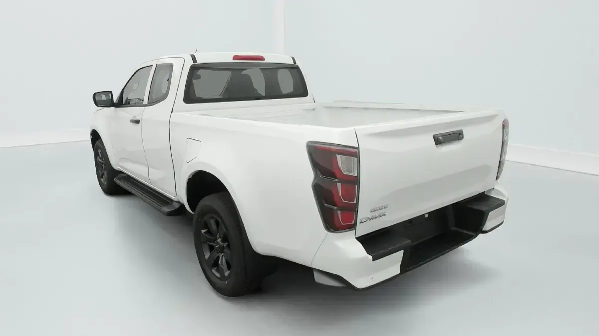 Gebraucht Isuzu D-Max 165 PS (121 kW) 2024 Splash white SUV