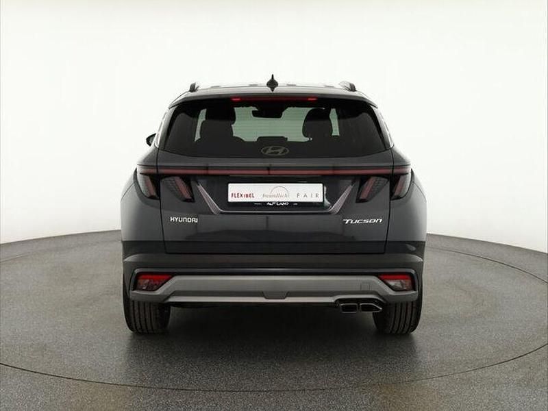 Neu Hyundai Tucson 150 PS (110 kW) 2025 Silber SUV