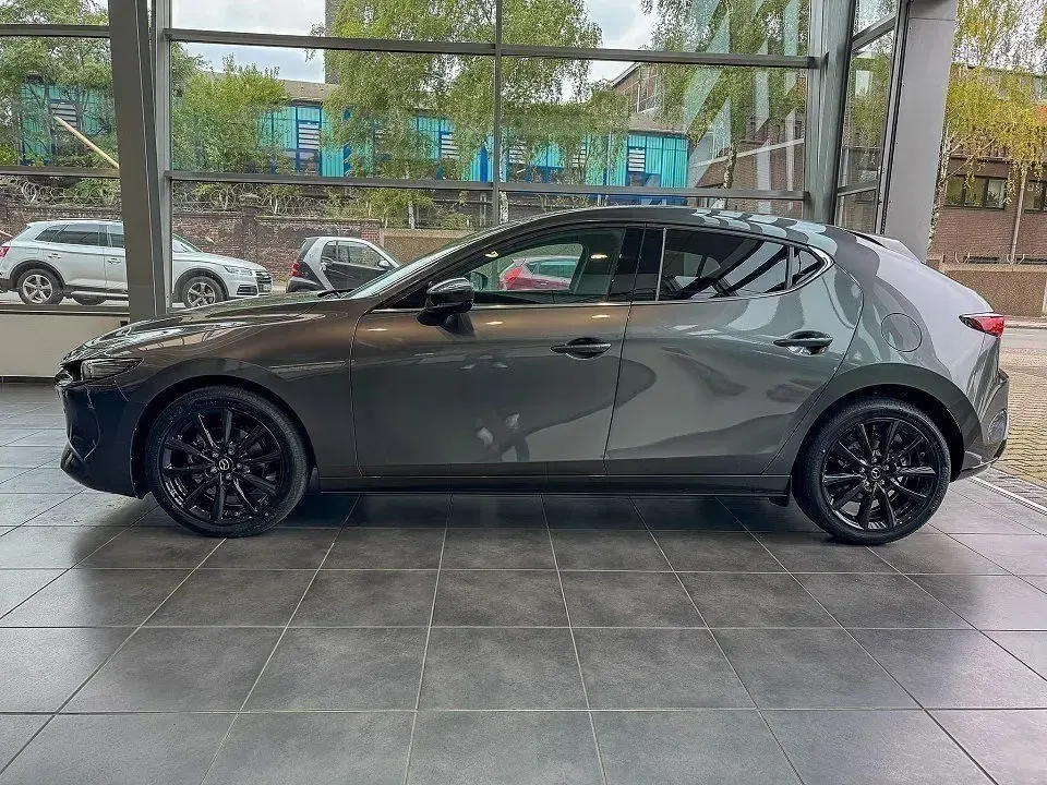 Gebraucht Mazda 3 Exclusive-Line 186 PS (136 kW) 2024 Grau Kleinwagen