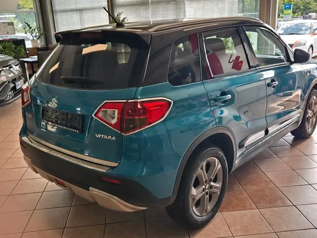 Gebraucht Suzuki Vitara Comfort 120 PS (88 kW) 2018 Blau SUV