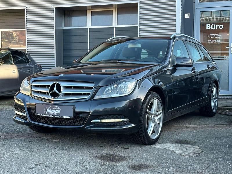 Gebraucht Mercedes C200 Edition 184 PS (135 kW) 2013 Schwarz Kombi