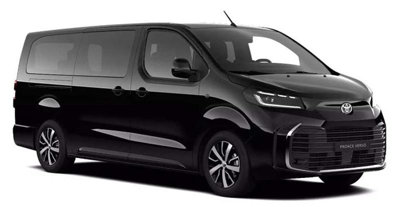Black metallic Neu 2025 Toyota Proace Verso Lounge Kombi | 53.990 € (Teuer) - Bild 1/4