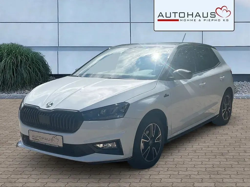Neu Skoda Fabia Monte Carlo 95 PS (69 kW) 2026 Moonweiss metallic Kleinwagen