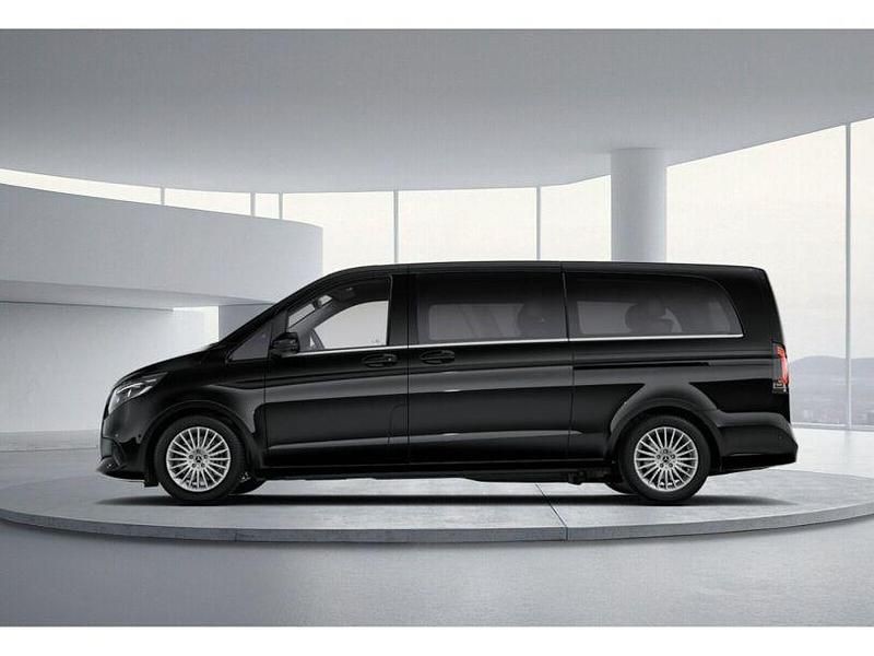 Gebraucht Mercedes V300 Avantgarde 237 PS (174 kW) 2025 Schwarz Van / Kleinbus