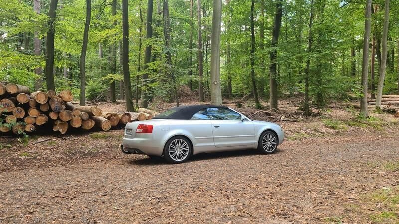 Silber Gebraucht 2004 Audi A4 Cabriolet Cabrio | 5.800 € (Etwas zu teuer) - Bild 1/4