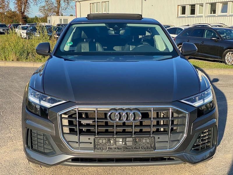 Gebraucht Audi Q8 Sport 286 PS (210 kW) 2019 Grau SUV