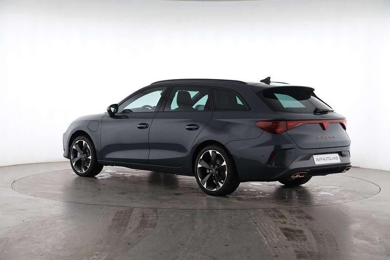 Gebraucht Cupra Leon 204 PS (150 kW) 2025 Blau Kombi