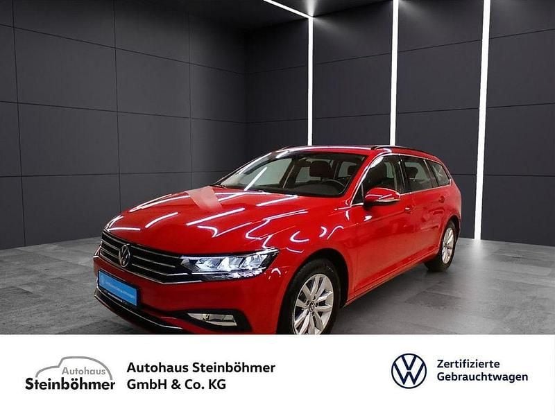 Gebraucht VW Passat Business 122 PS (89 kW) 2023 Tornadorot (rot) Kombi
