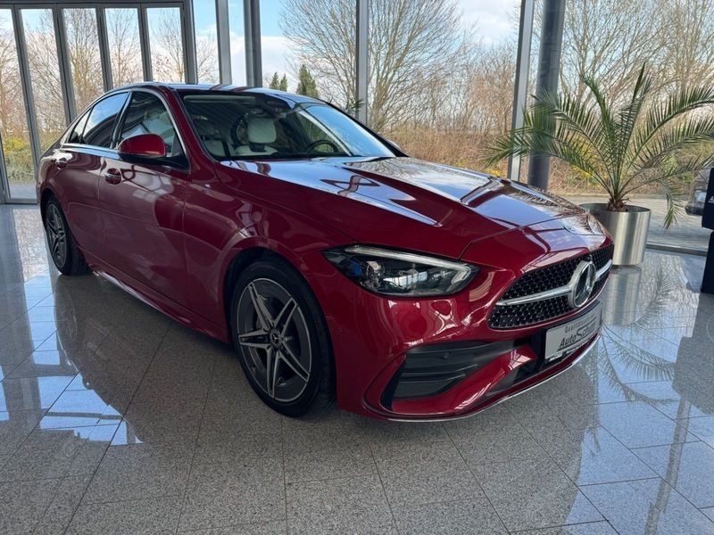 Gebraucht Mercedes C200 AMG 204 PS (150 kW) 2024 Patagonienrot  metalliclack Limousine