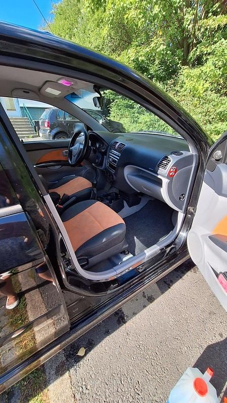 Gebraucht Kia Picanto 65 PS (47 kW) 2006 Schwarz Kleinwagen