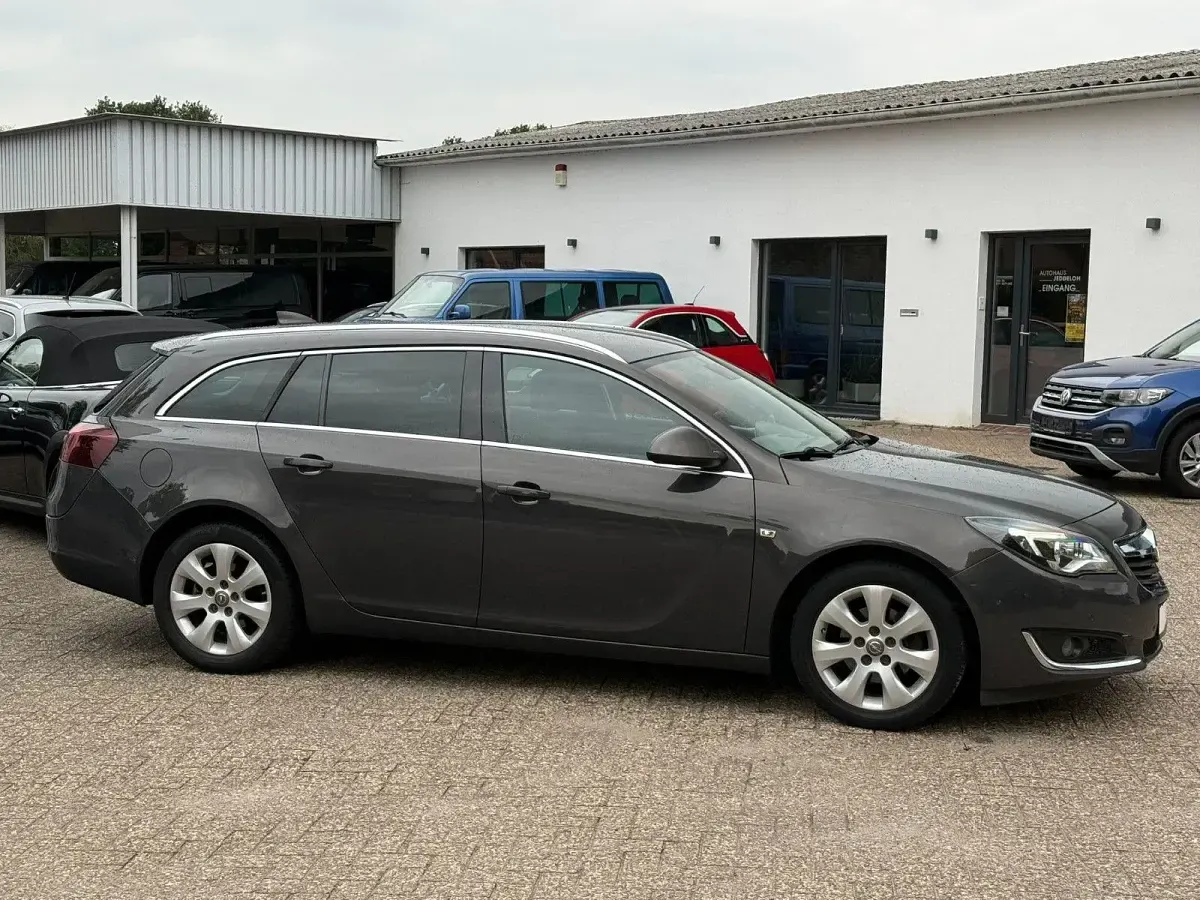 Gebraucht Opel Insignia Innovation 136 PS (100 kW) 2016 Grau Kombi