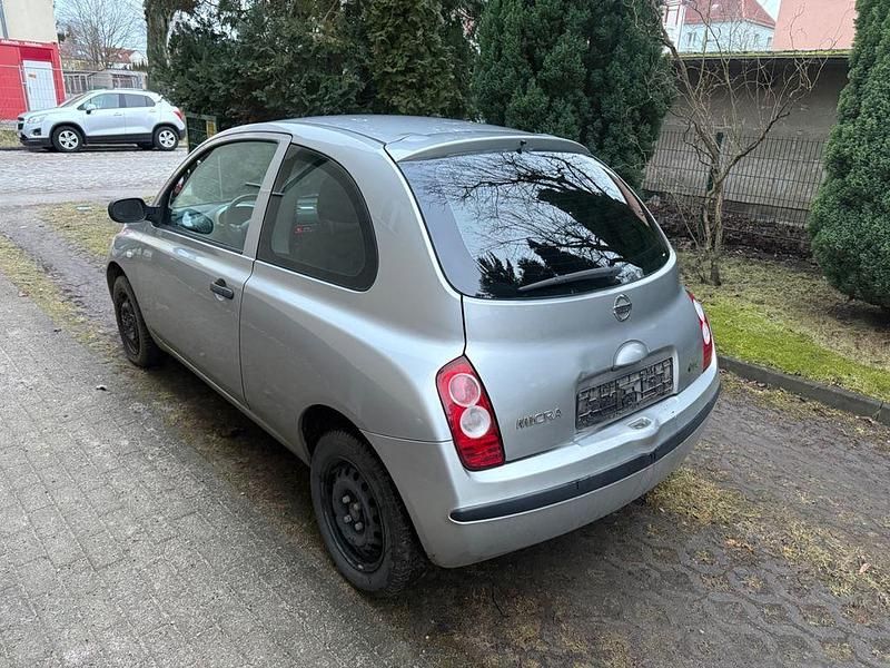 Gebraucht Nissan Micra Visia 65 PS (47 kW) 2005 Silber Limousine