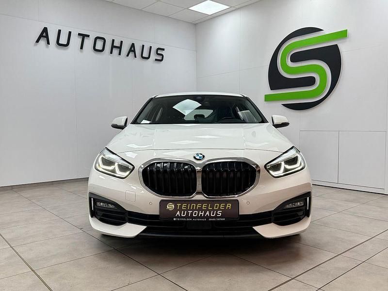Gebraucht BMW 118 Advantage 136 PS (100 kW) 2021 Weiß Kleinwagen