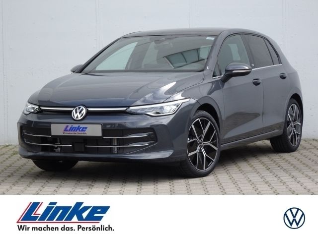 Gebraucht VW Golf VIII Edition 150 PS (110 kW) 2024 Delfingrau metallic Limousine