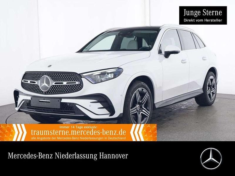 Weiß Gebraucht 2024 Mercedes GLC300 AMG Line Premium Plus SUV | 67.990 € (Etwas zu teuer) - Bild 1/3
