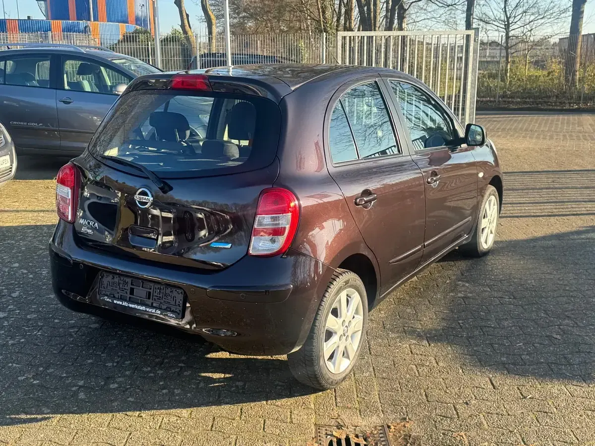 Gebraucht Nissan Micra 80 PS (58 kW) 2011 Braun Kleinwagen