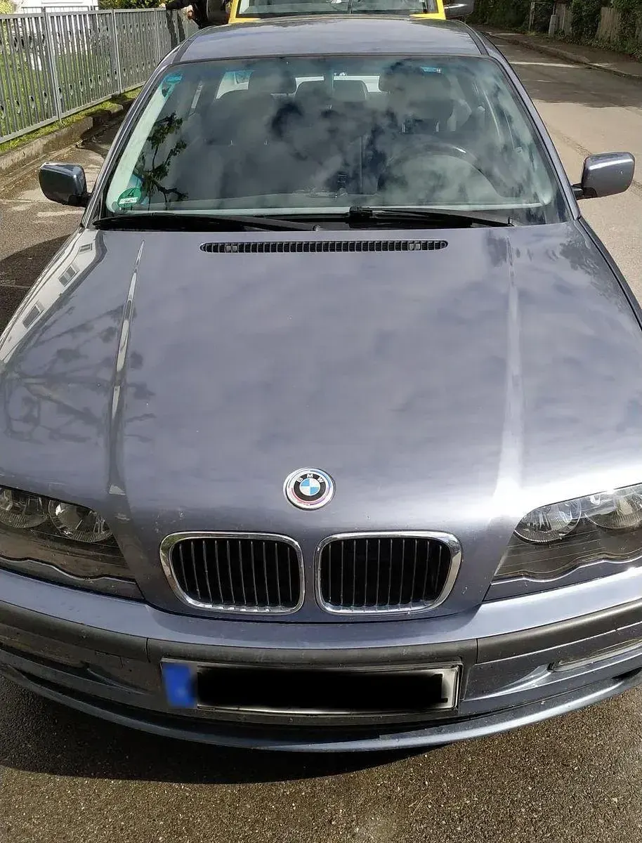 Gebraucht BMW 318 118 PS (86 kW) 1998 Blau Limousine