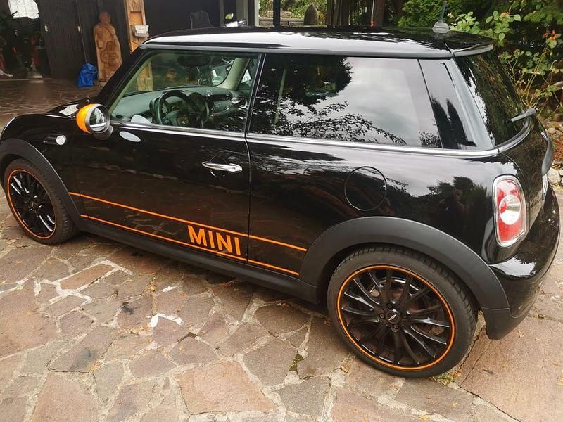 Schwarz Gebraucht 2012 Mini ONE Kleinwagen | 3.499 € (Fairer Preis) - Bild 1/4