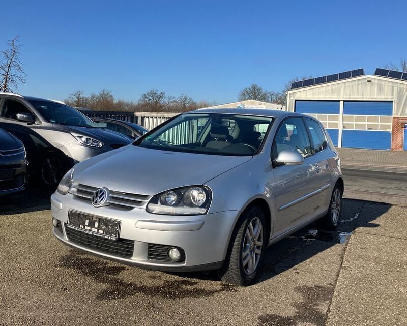 Silber Gebraucht 2008 VW Golf V Edition Limousine | 2.100 € (Superpreis) - Bild 1/4