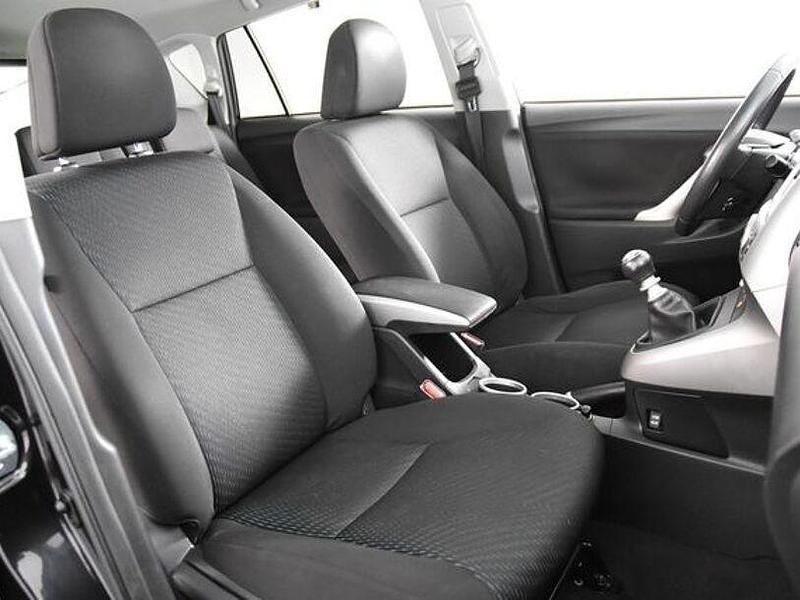 Gebraucht Toyota Verso Travel 147 PS (108 kW) 2012 Schwarz Van / Kleinbus