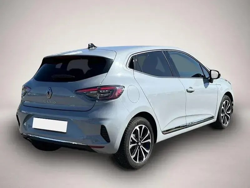 Gebraucht Renault Clio Techno 90 PS (66 kW) 2025 Manufacturer Kleinwagen