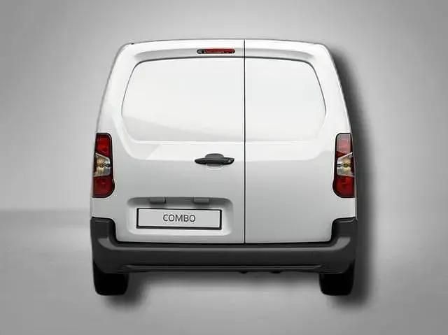 Second-hand Opel Combo 102 CP (75 kW) 2025 Andere Monovolum