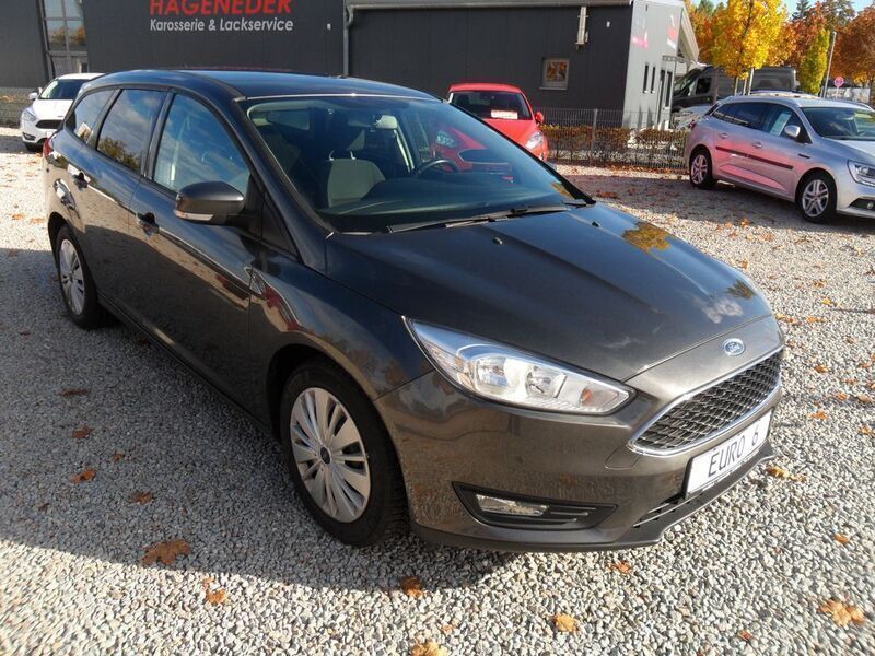 Grau Gebraucht 2018 Ford Focus Business Edition Kombi | 8.290 € (Superpreis) - Bild 1/4