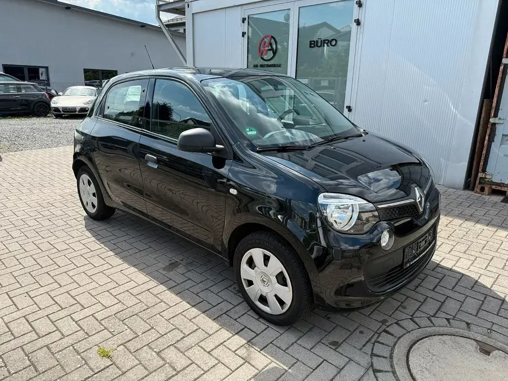 Gebraucht Renault Twingo Life 69 PS (50 kW) 2017 Schwarz Kleinwagen