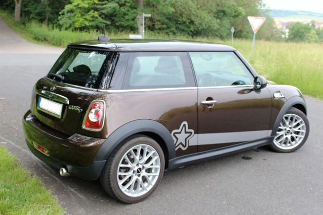 Gebraucht Mini Cooper D 112 PS (82 kW) 2010 Braun metallic Kleinwagen