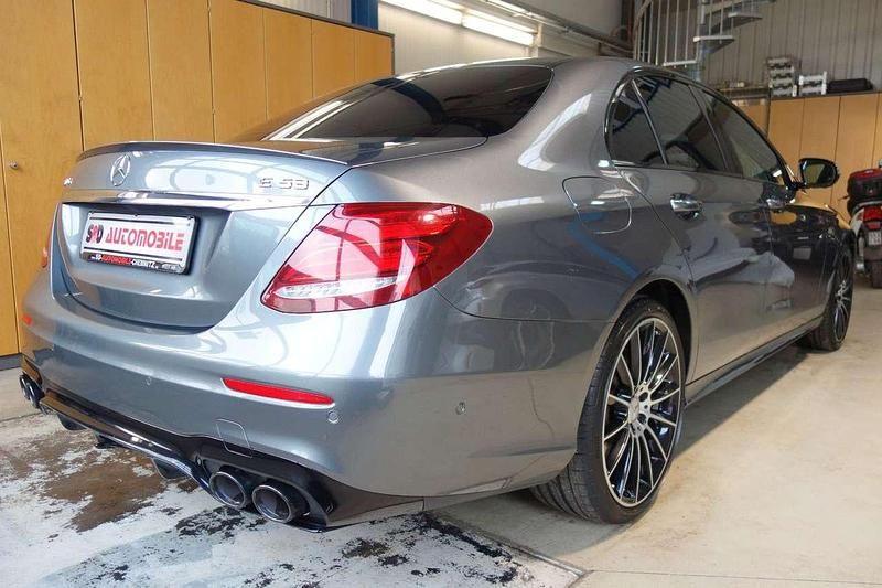Gebraucht Mercedes E53 AMG AMG 435 PS (319 kW) 2018 Selenitgrau  metalliclack (metallic) Limousine
