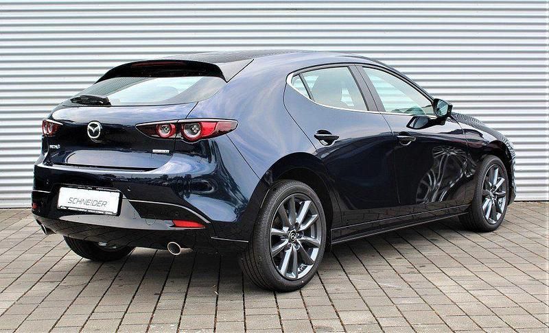 Gebraucht Mazda 3 Selection 122 PS (89 kW) 2022 Deep crystal blue Limousine