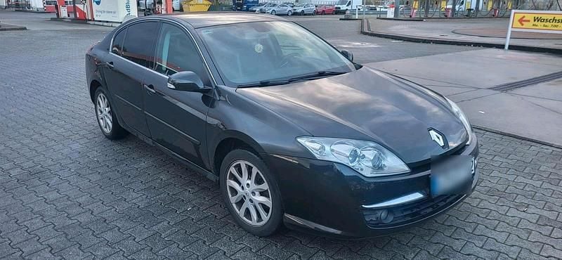 Schwarz Gebraucht 2025 Renault Laguna Limousine | 3.300 € - Bild 1/4