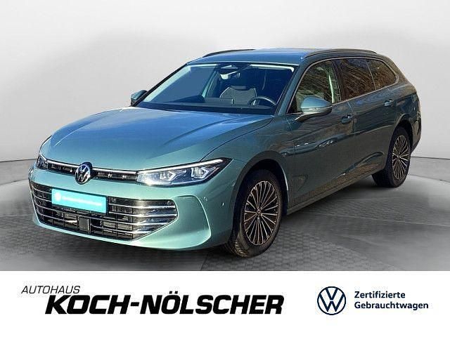 Grün Gebraucht 2025 VW Passat Elegance Kombi | 39.930 € (Fairer Preis) - Bild 1/4
