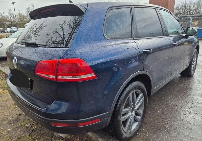 Gebraucht VW Touareg 262 PS (192 kW) 2015 Blau SUV
