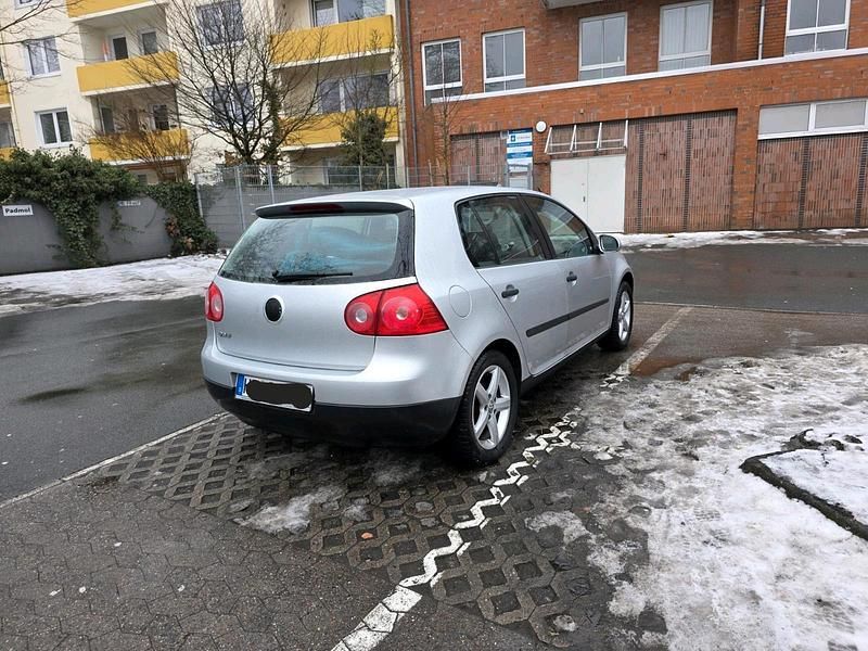 Gebraucht VW Golf V 75 PS (55 kW) 2004 Silber Kleinwagen