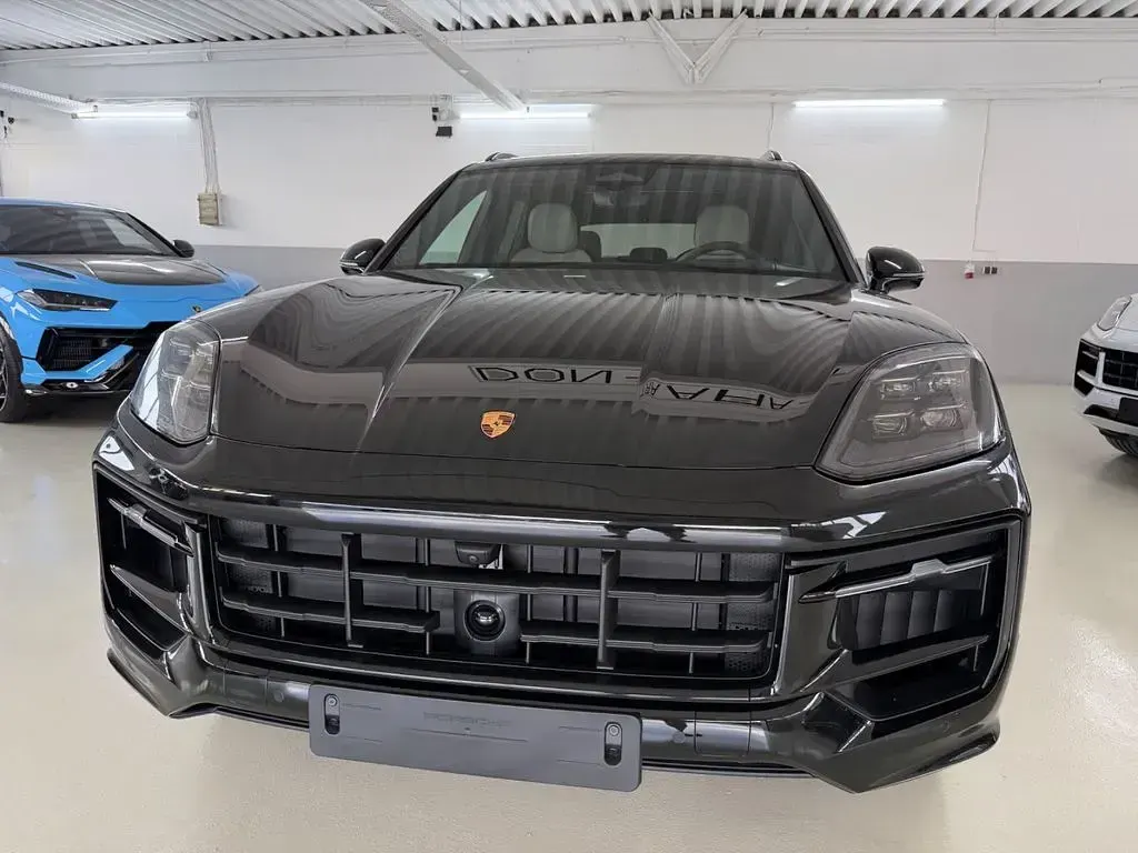 Neu Porsche Cayenne Black Edition 354 PS (260 kW) 2026 Schwarz SUV