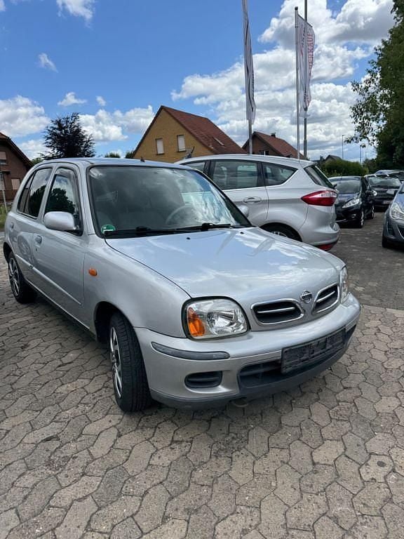 Silber Gebraucht 2001 Nissan Micra Kleinwagen | 1.400 € (Guter Preis) - Bild 1/4