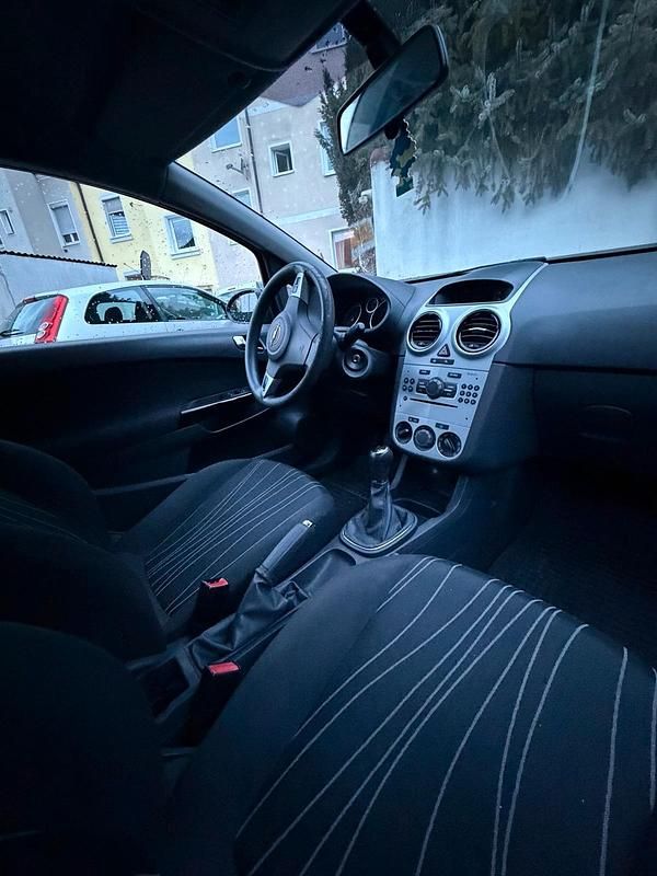 Gebraucht Opel Corsa 80 PS (58 kW) 2009 Blau Kleinwagen