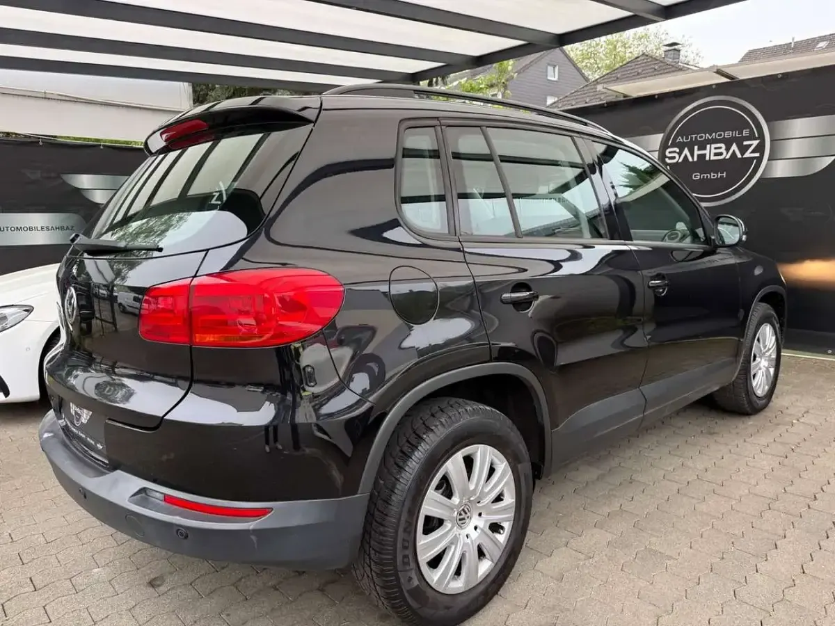 Gebraucht VW Tiguan 110 PS (80 kW) 2016 Schwarz SUV