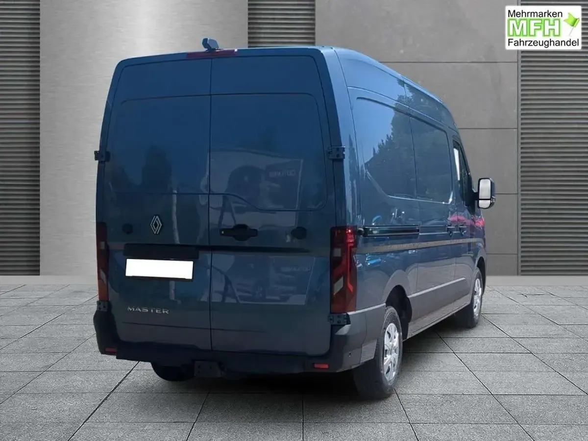 Neu Renault Master 170 PS (125 kW) 2026 Graublau Van / Kleinbus