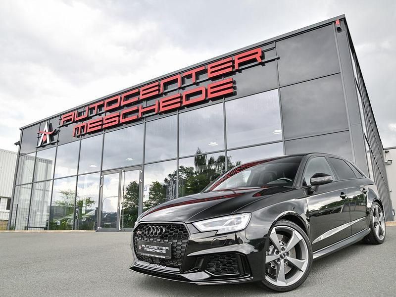 Schwarz Gebraucht 2019 Audi RS3 Sportback Ambiente Kleinwagen | 44.790 € (Fairer Preis) - Bild 1/4