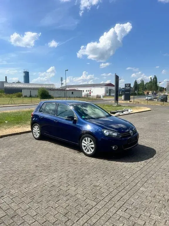 Gebraucht VW Golf VI Style 86 PS (63 kW) 2011 Blau Kleinwagen