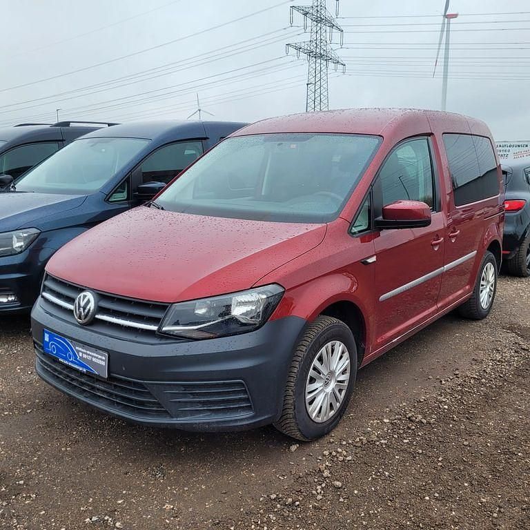 Gebraucht VW Caddy Trendline 102 PS (75 kW) 2019 Rot Van / Kleinbus