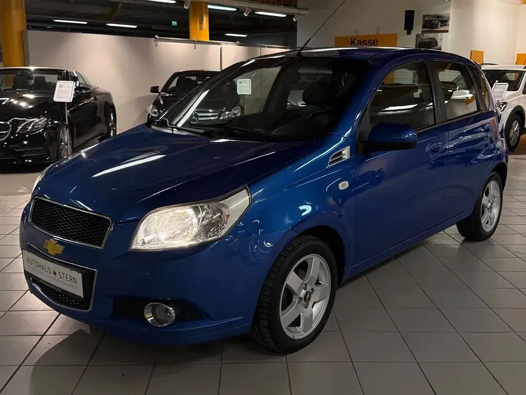 Używany Chevrolet Aveo LT 101 KM (74 kW) 2010 Niebieski Hatchback